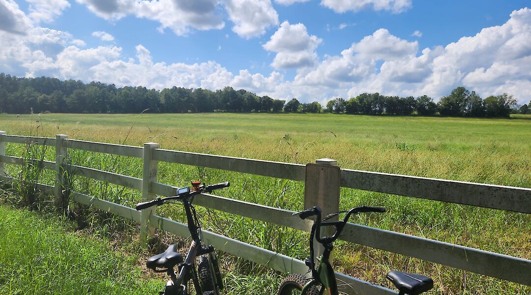 Picturesque rest stop on the Mountains-to-Sea trail. CC:TO