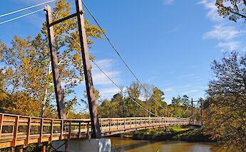 Skycrest bridge, Neuse River Greenway. Flickr@James Willamor