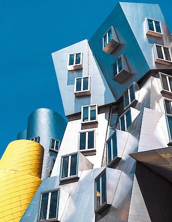 Stata Center, Boston, Massachusetts, USA. Wenhao Ruan@Unsplash