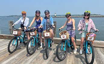 Bike tour group in Portland, Maine, USA. CC:TO