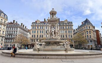 Place des Terreaux, Lyon. FranciscoAnzola@Flickr