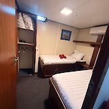 Twin cabin, Clair de Soleil, Bike and Boat Tour