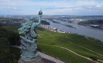 Rhine and vineyards from the Niederwald Monument near Rüdesheim. toBBT