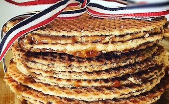 Traditional Dutch stroopwafels. Dutchamore@Flickr
