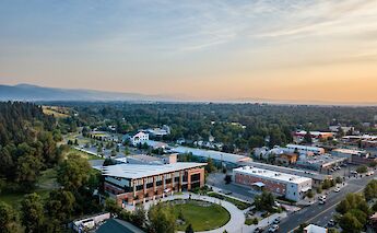 Sunset over Bozeman, Montana, USA. iStock@DianeBentleyRaymond