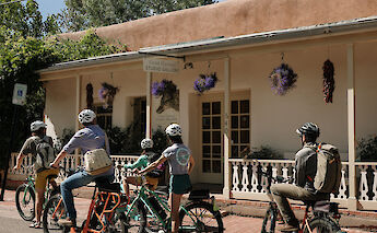 E-bike tour to a studio gallery, Santa Fe, New Mexico, USA. CC:TO