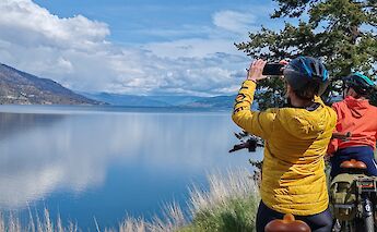 Taking photos of Okanagan Lake. CC:TO